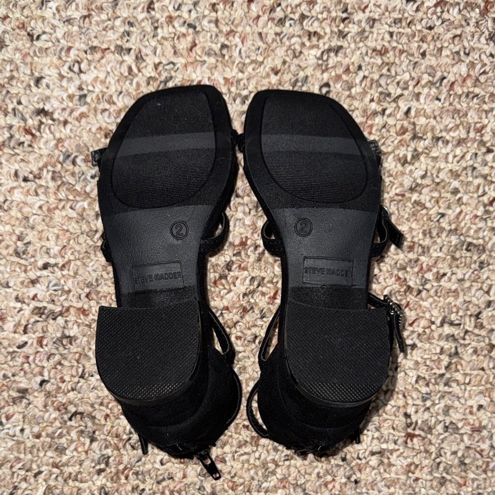 Steve Madden Black Multi-Strap Heels- Girls Size 2 - Picture 6 of 8